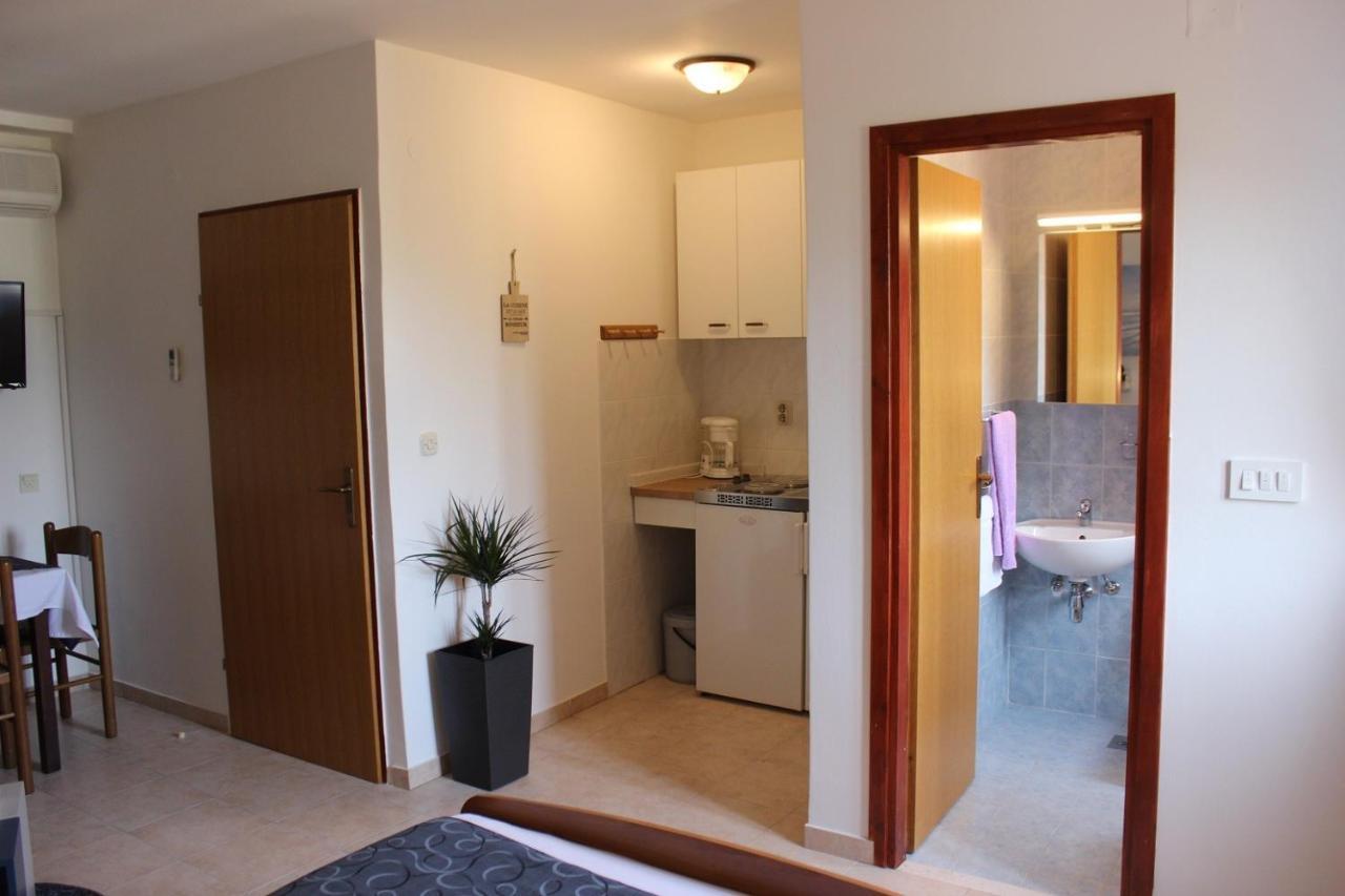 Apartments Baldo Слано Екстериор снимка