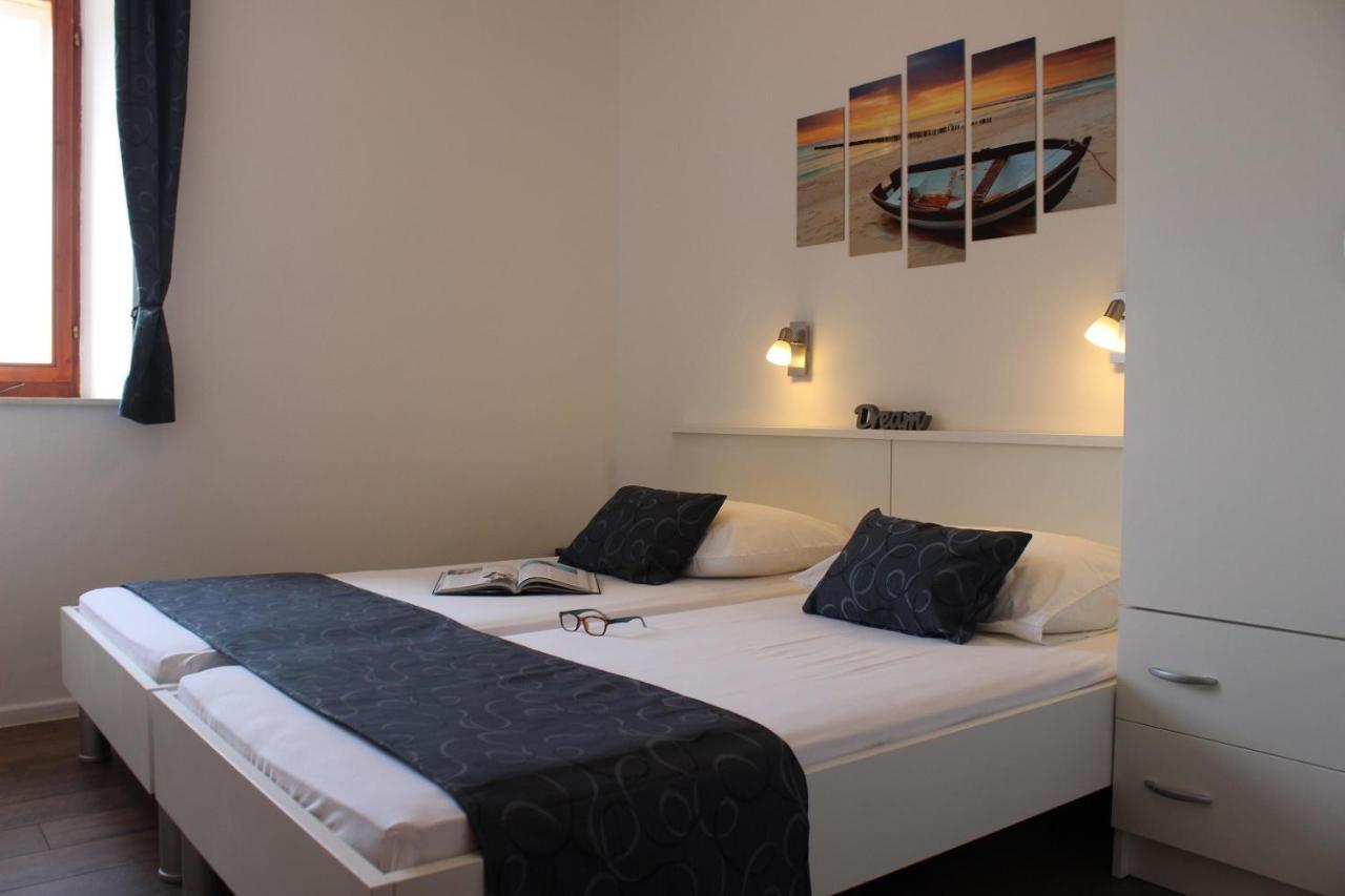Apartments Baldo Слано Екстериор снимка